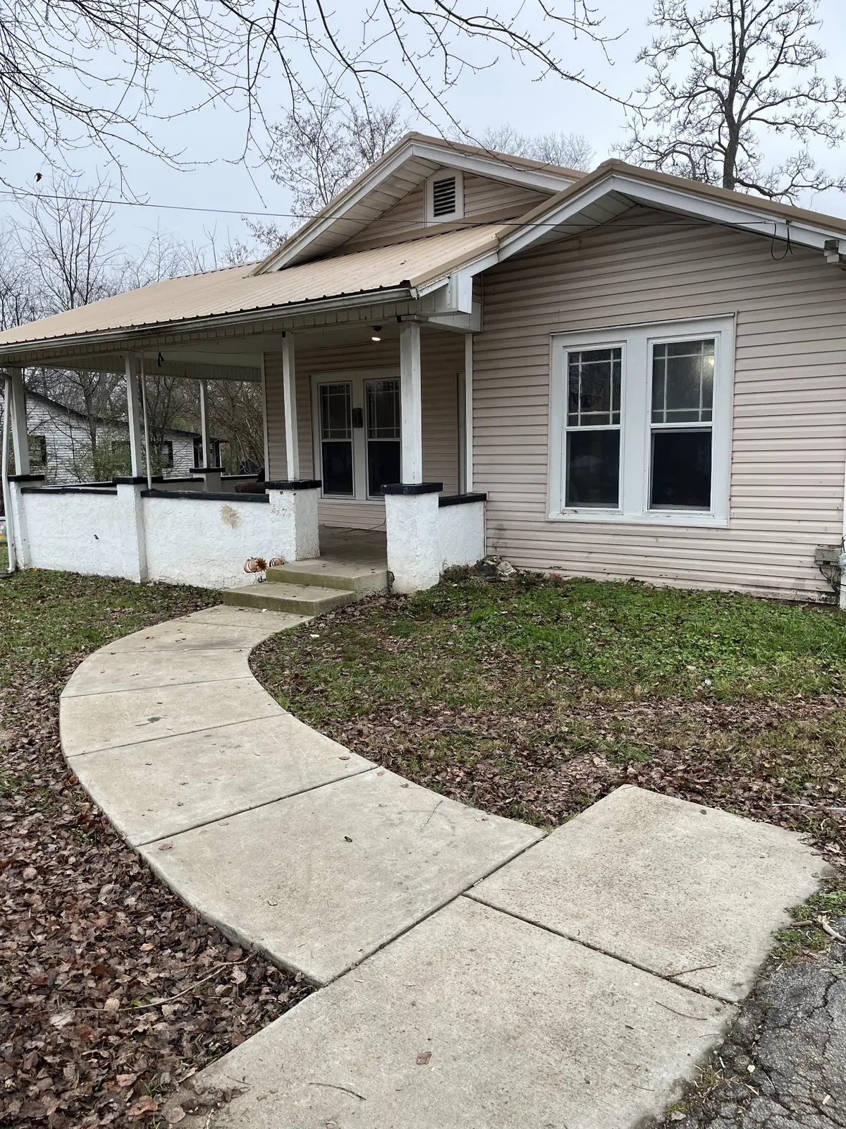 118 Swan Ave, Hohenwald, TN 38462