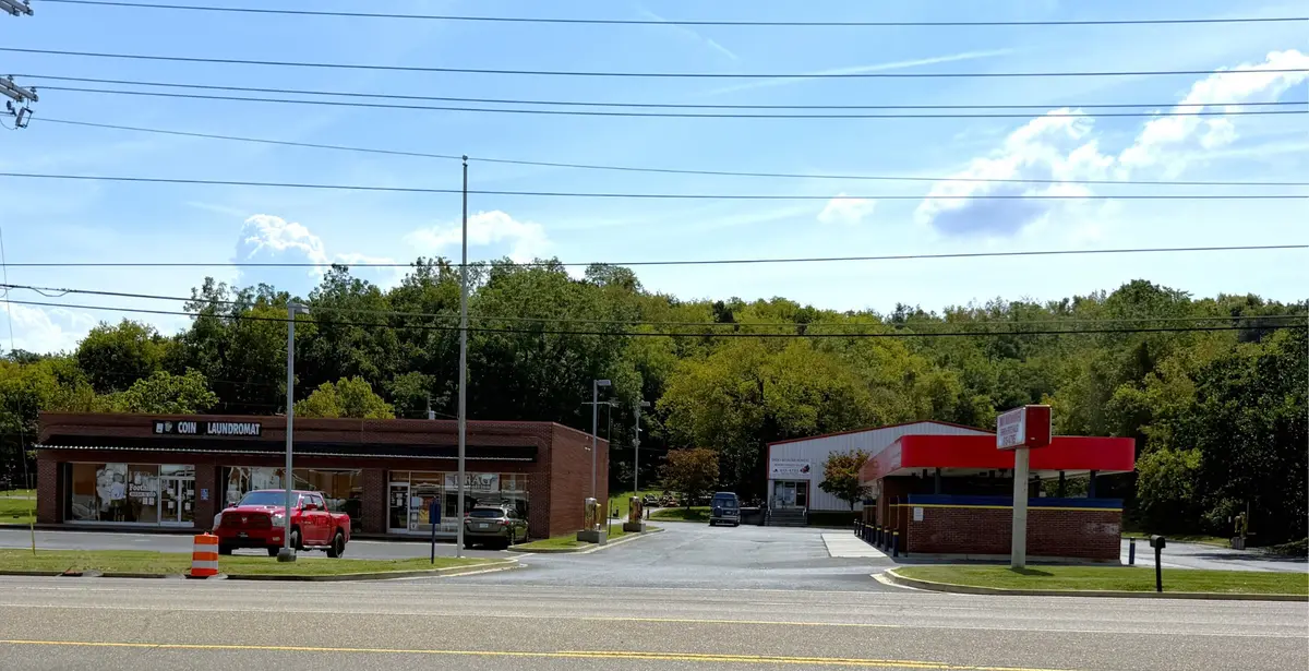 861 W Highway 25 70 #W, Newport, TN 37821