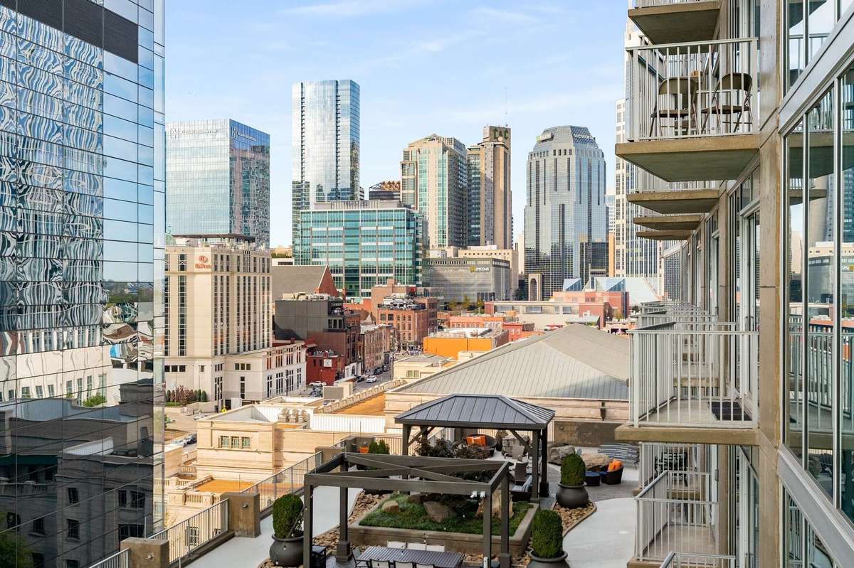 301 Demonbreun St #920, Nashville, TN 37201