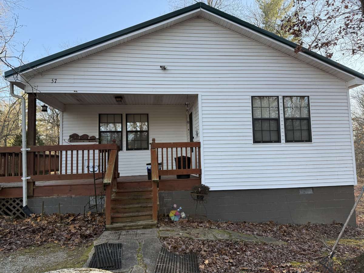 57 Palmetto Ave, Sewanee, TN 37375
