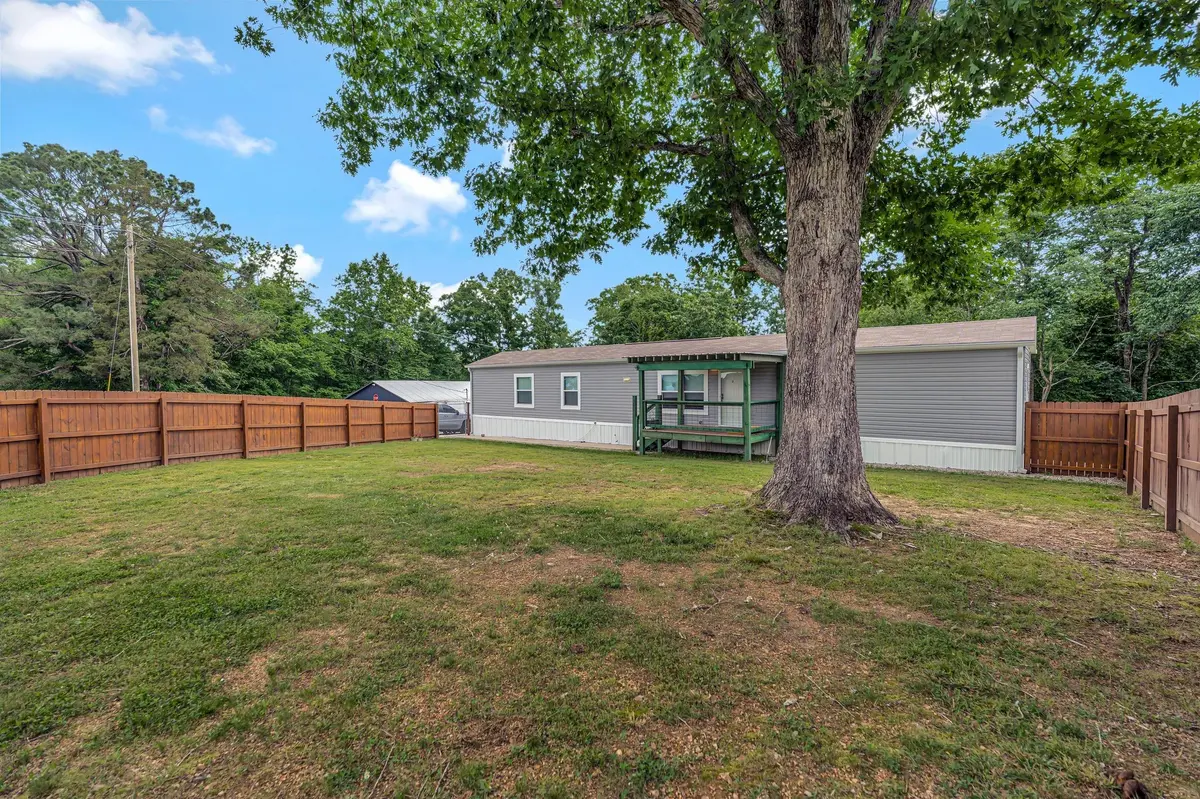 2270 Waynesboro Hwy, Waynesboro, TN 38485