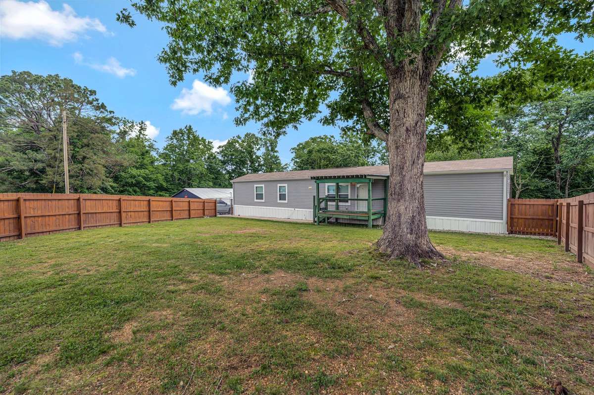 2270 Waynesboro Hwy, Waynesboro, TN 38485