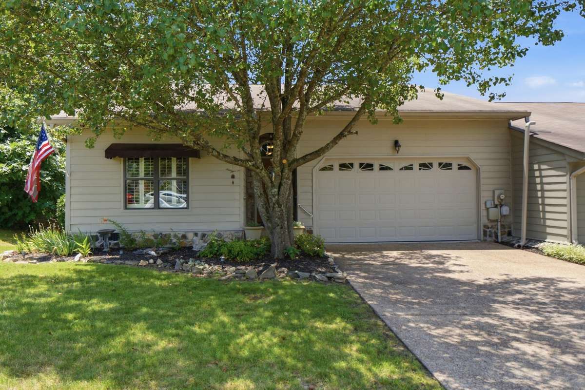 7001 Sawgrass Court, Chattanooga, TN 37416