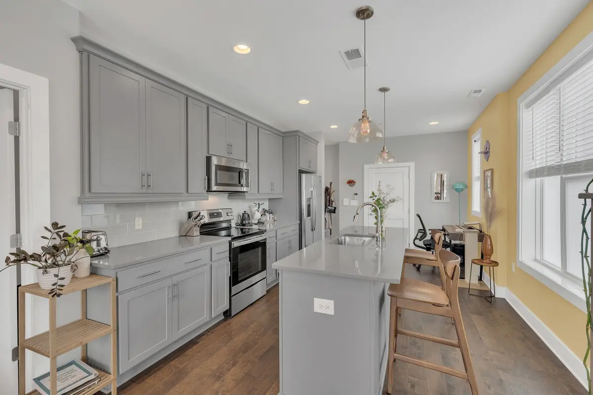 519 27th Ave #N #101, Nashville, TN 37209
