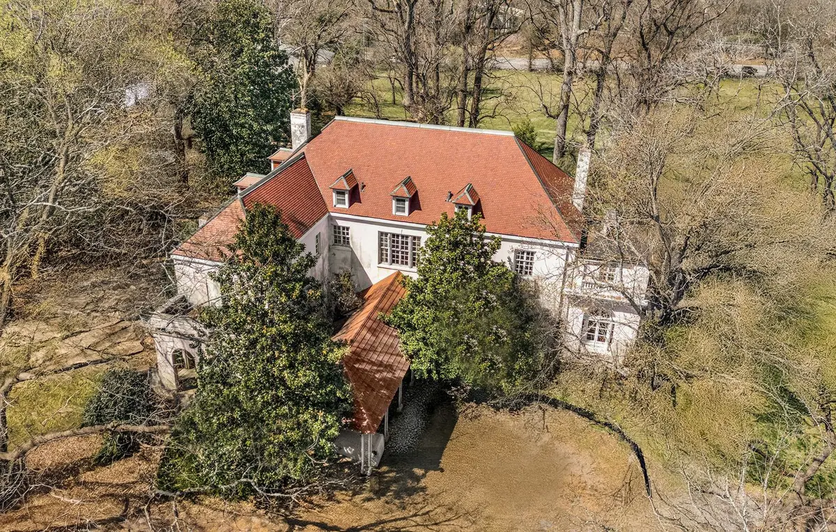 105 Lynnwood Blvd, Nashville, TN 37205