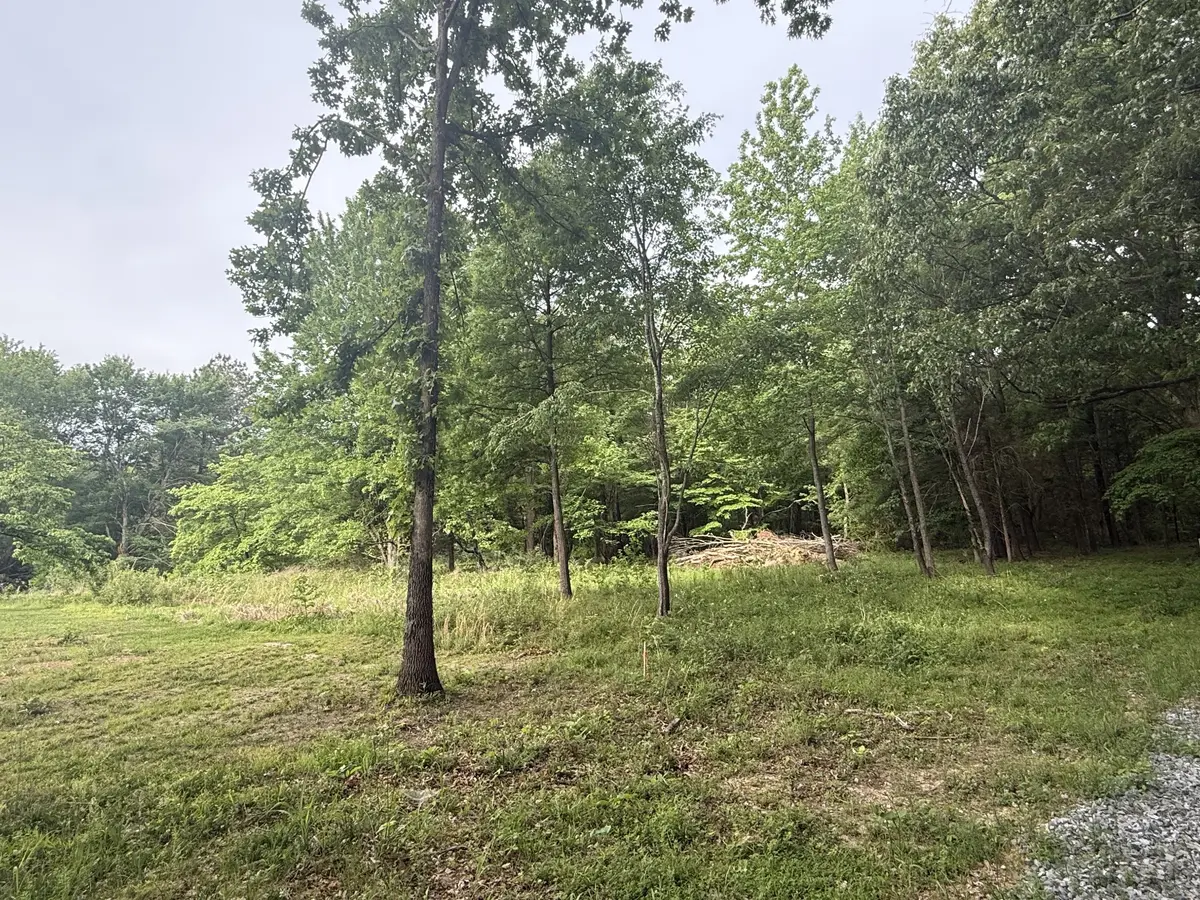 326 Kaiser Rd, Dickson, TN 37055