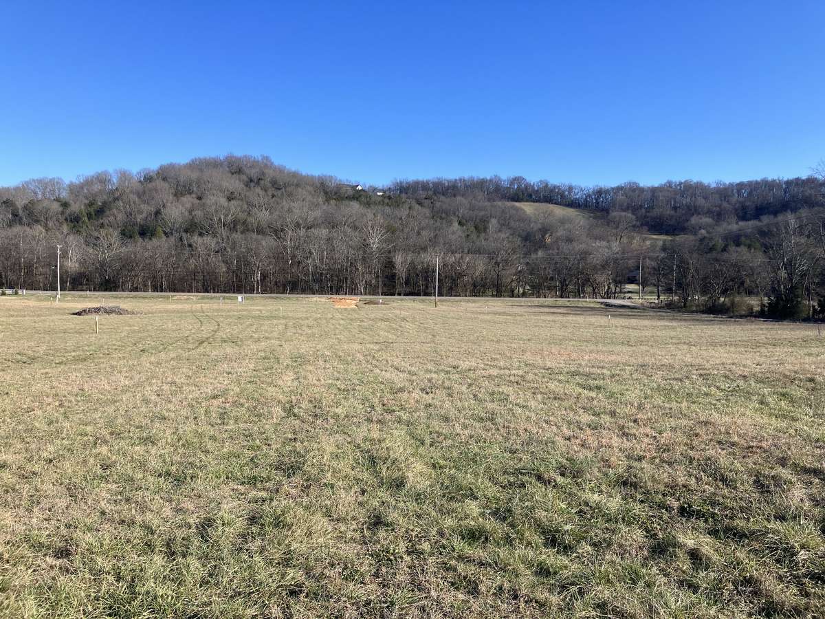 1 Pulaski Hwy, Culleoka, TN 38451