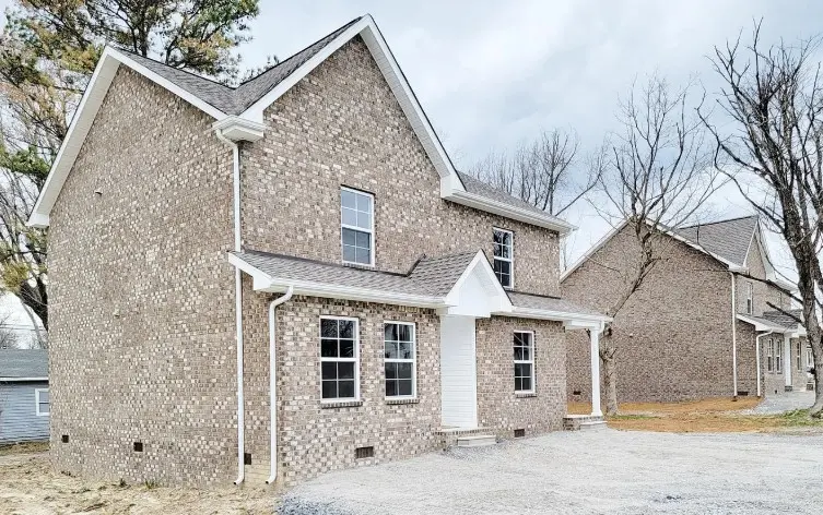 103 Walton Ave, Lafayette, TN 37083