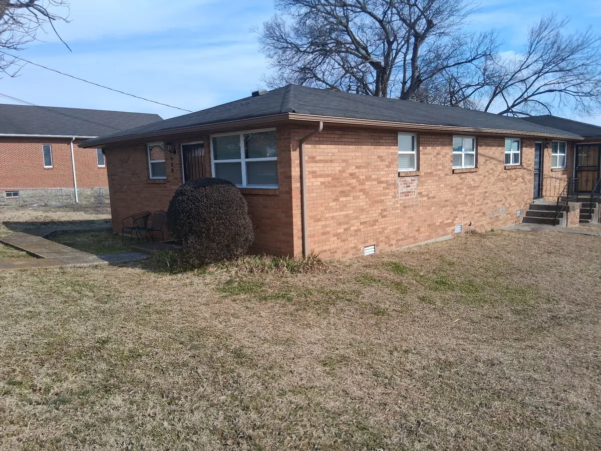 900 33rd Ave #N, Nashville, TN 37209