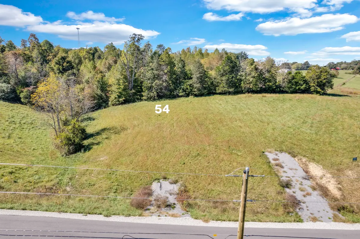 2636 Whispering Oaks Ln, Cookeville, TN 38501