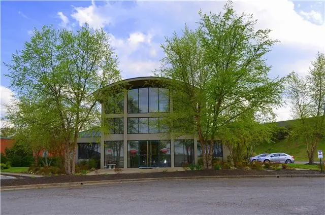 112 Center Ct, Clarksville, TN 37040