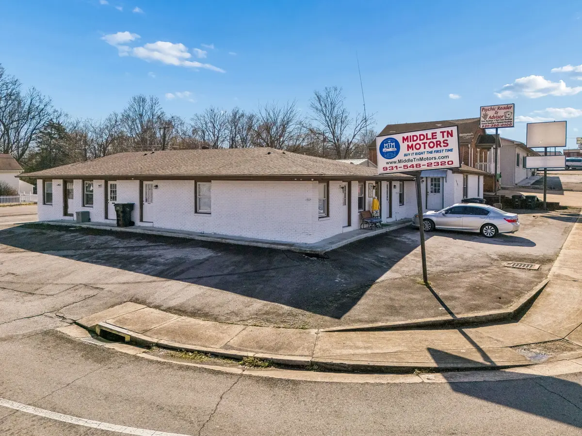 1501 Carmack Blvd #E, Columbia, TN 38401