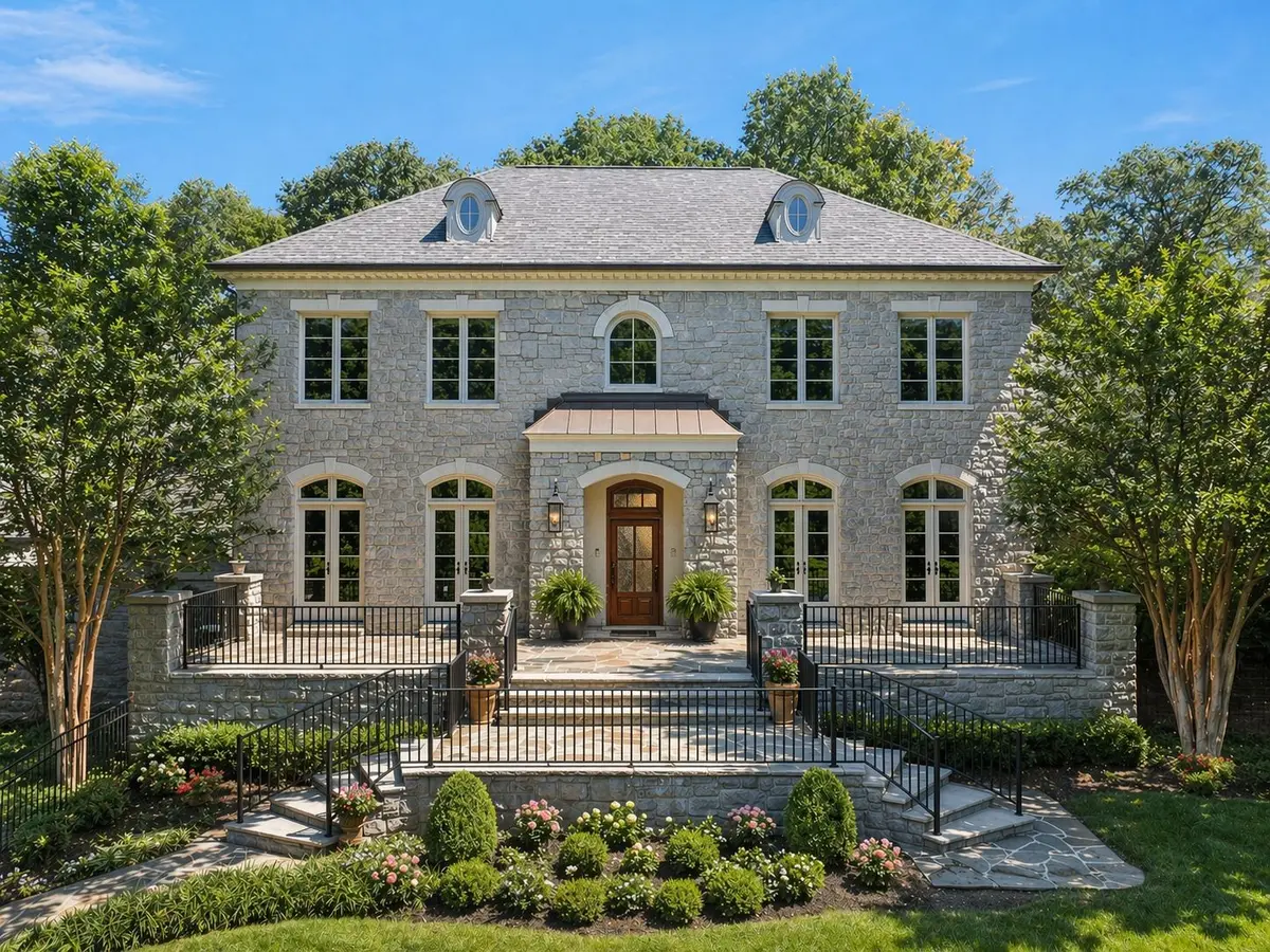 1810 Tyne Blvd, Nashville, TN 37215