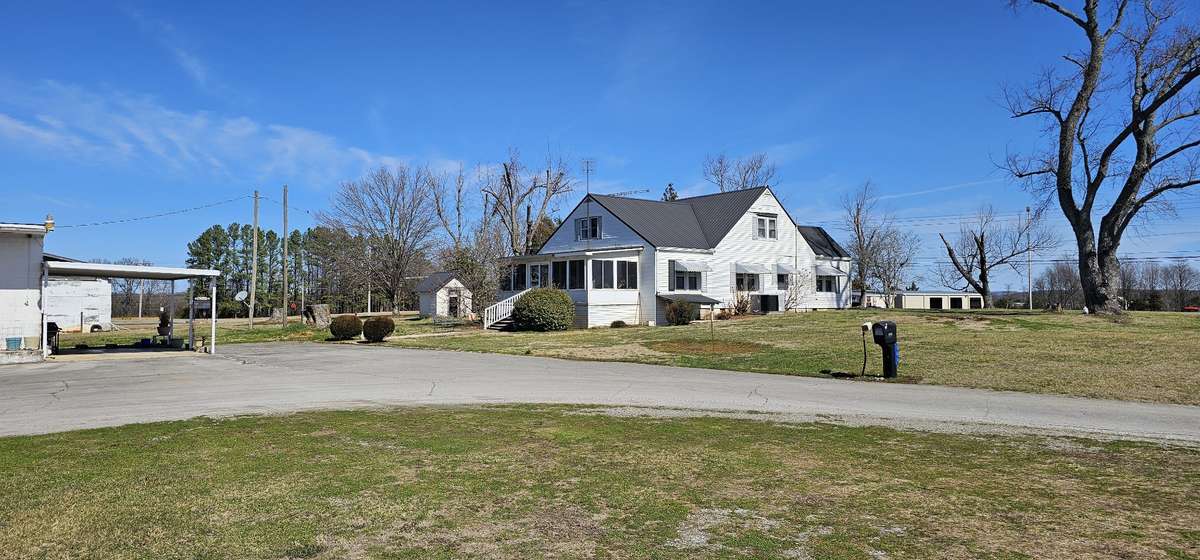 364 Blair Pond Rd, Winchester, TN 37398