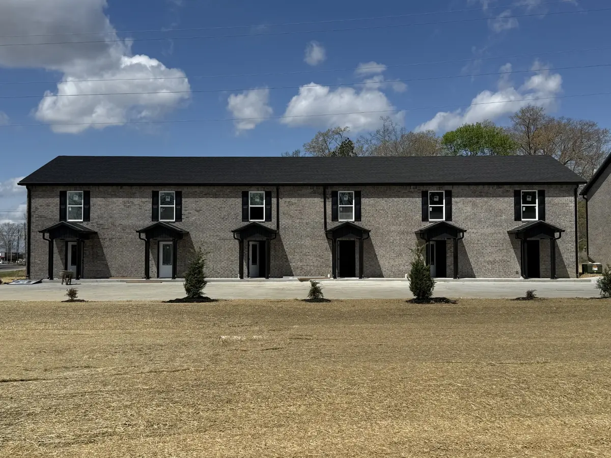 740 Kings Ln, Tullahoma, TN 37388