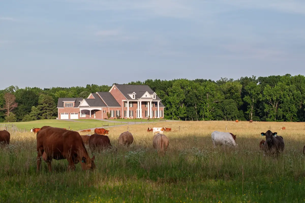 555 Williams Rd, Clarksville, TN 37043