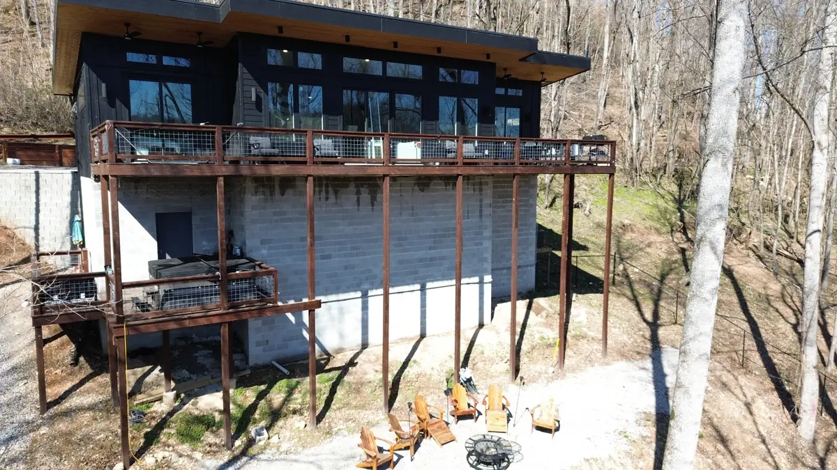 178 Mullican Dr, Smithville, TN 37166