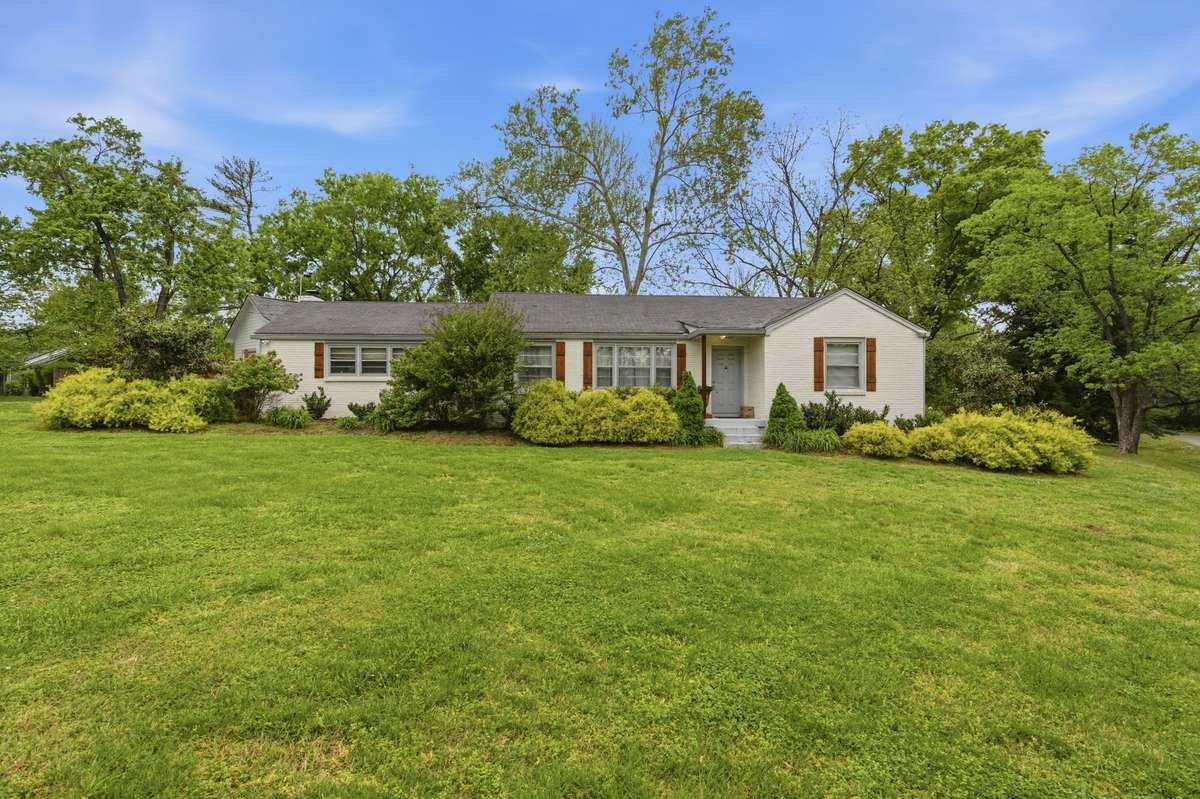 700 Omandale Dr, Nashville, TN 37204