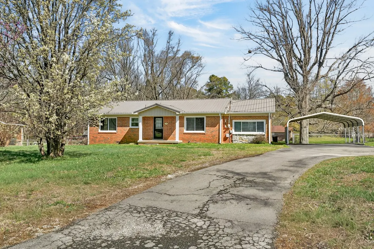 140 Simmons Cir, Fayetteville, TN 37334