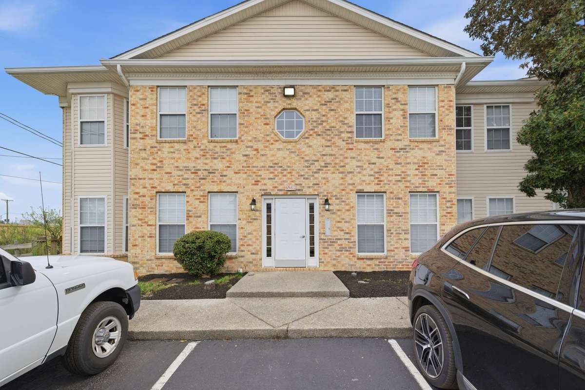 609 Churchill Crossing, Madison, TN 37115