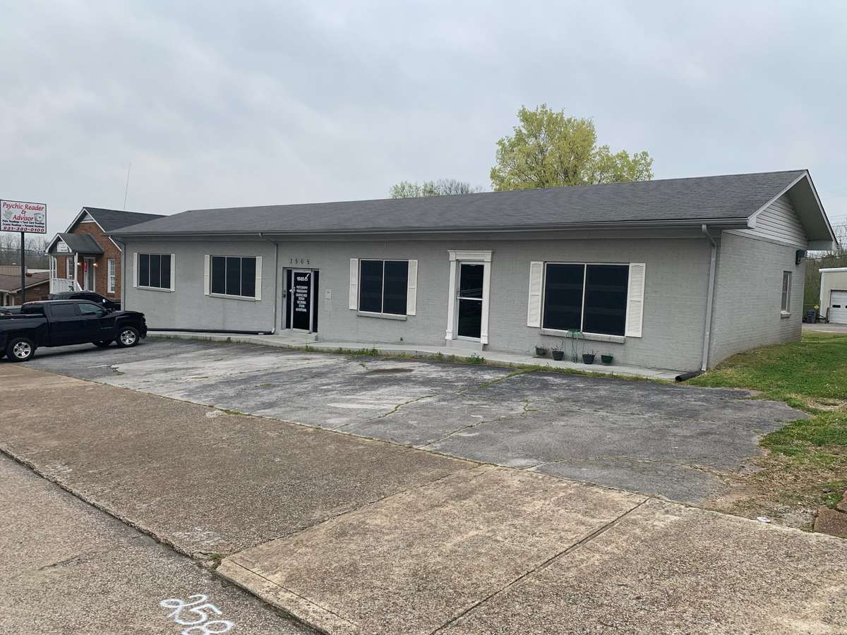 1505 Carmack Blvd, Columbia, TN 38401