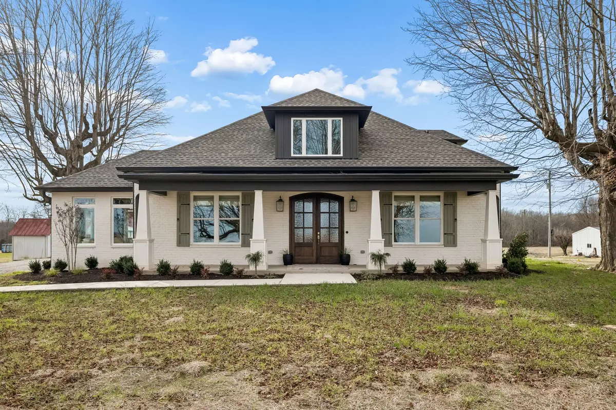 7307 Dunn Rd, Cedar Hill, TN 37032