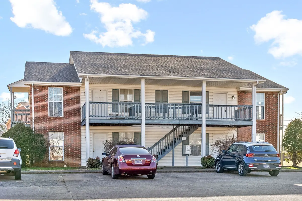 1891 Waters Edge Dr #H, Clarksville, TN 37043