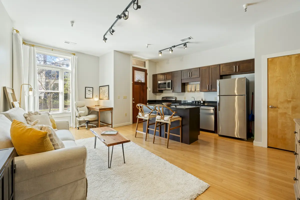 1704 18th Ave #S, Nashville, TN 37212