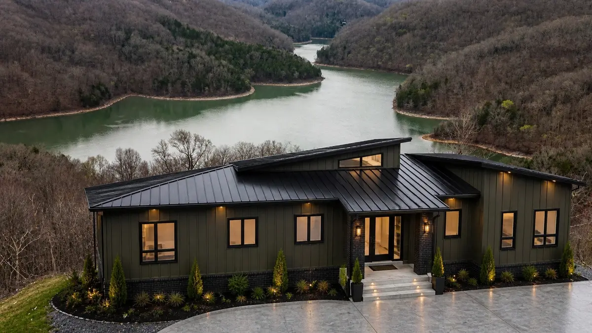 42 Deer Path Court, Smithville, TN 37166