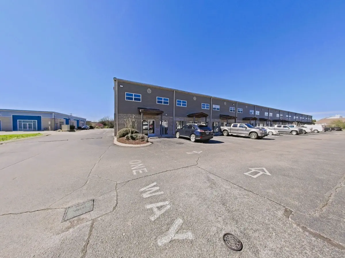 4922 Port Royal Rd, Spring Hill, TN 37174