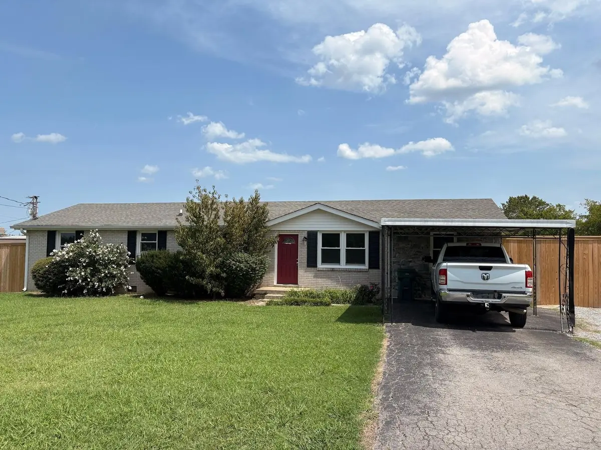 107 Trinity Dr, Lebanon, TN 37087