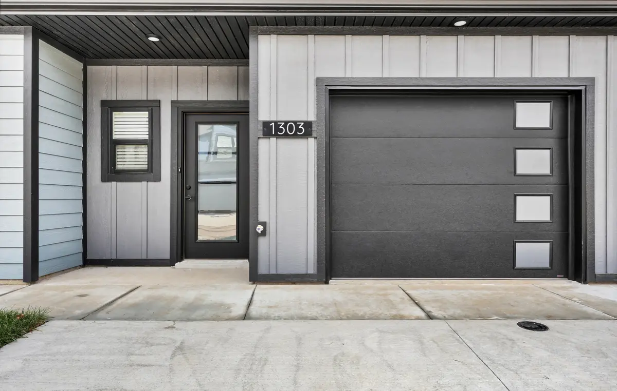 1303 Jonathan Wade Circle, Clarksville, TN 37043