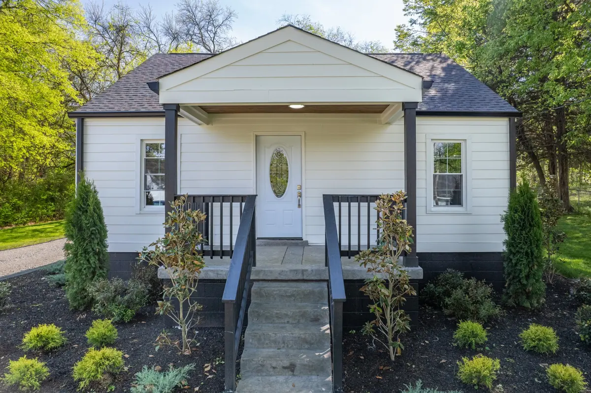 623 Belfast St, Lewisburg, TN 37091