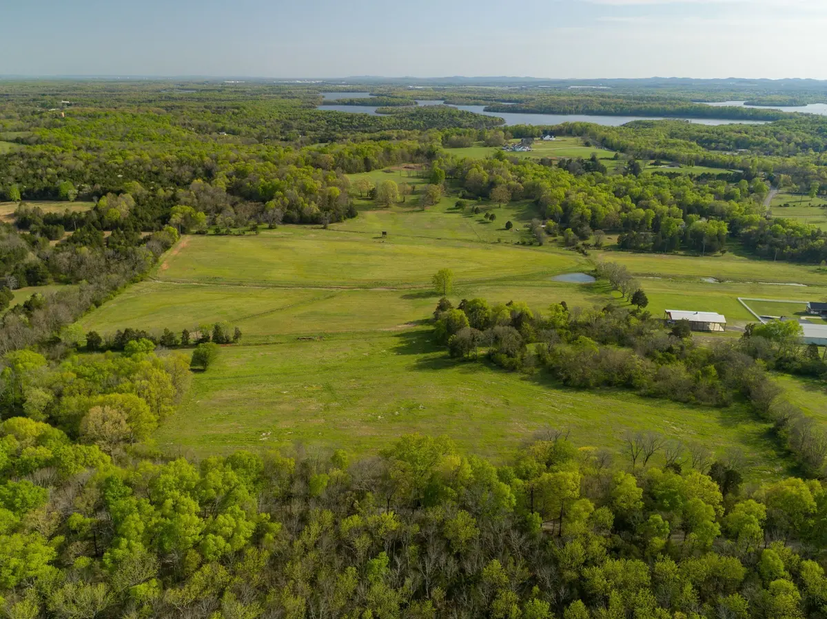 1 Corinth Road, Mount Juliet, TN 37122