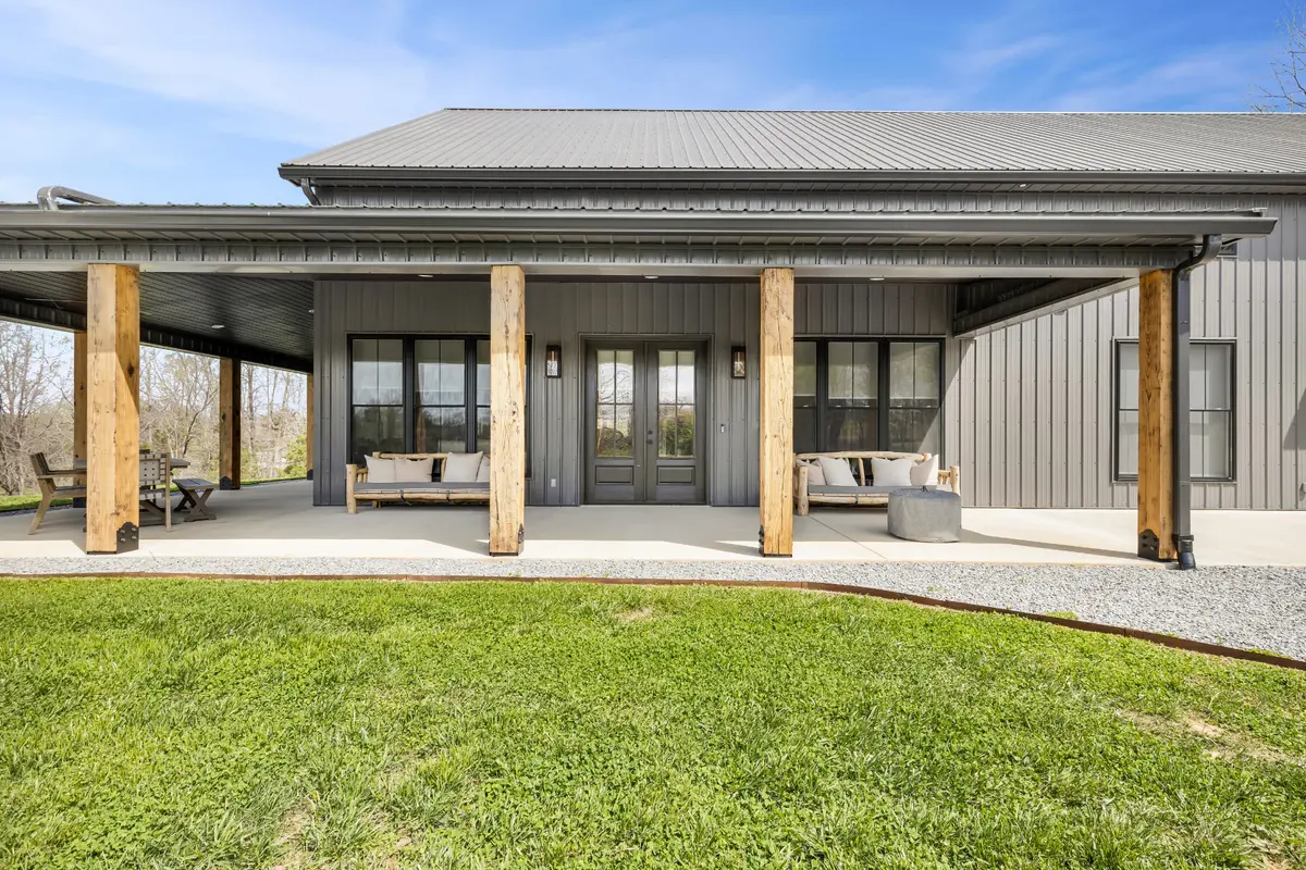 156 Junction Dr, Cadiz, KY 42211