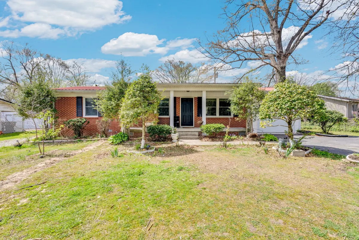 1222 Glenwood Dr, Cookeville, TN 38501