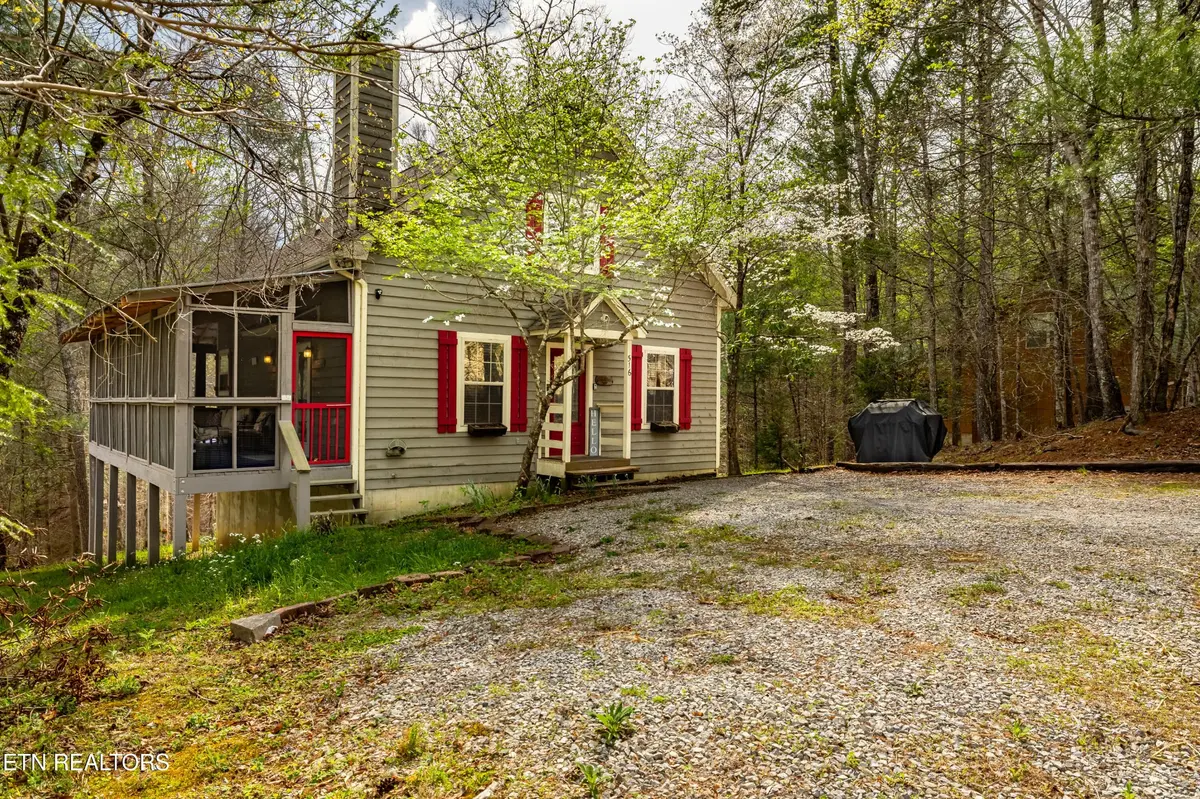 516 Clearwater Circle, Townsend, TN 37882