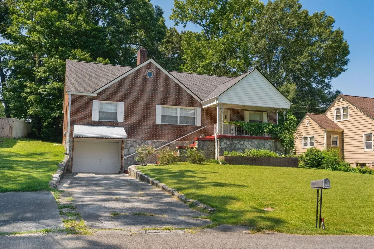 110 Forsythe Street, Chattanooga, TN 37415
