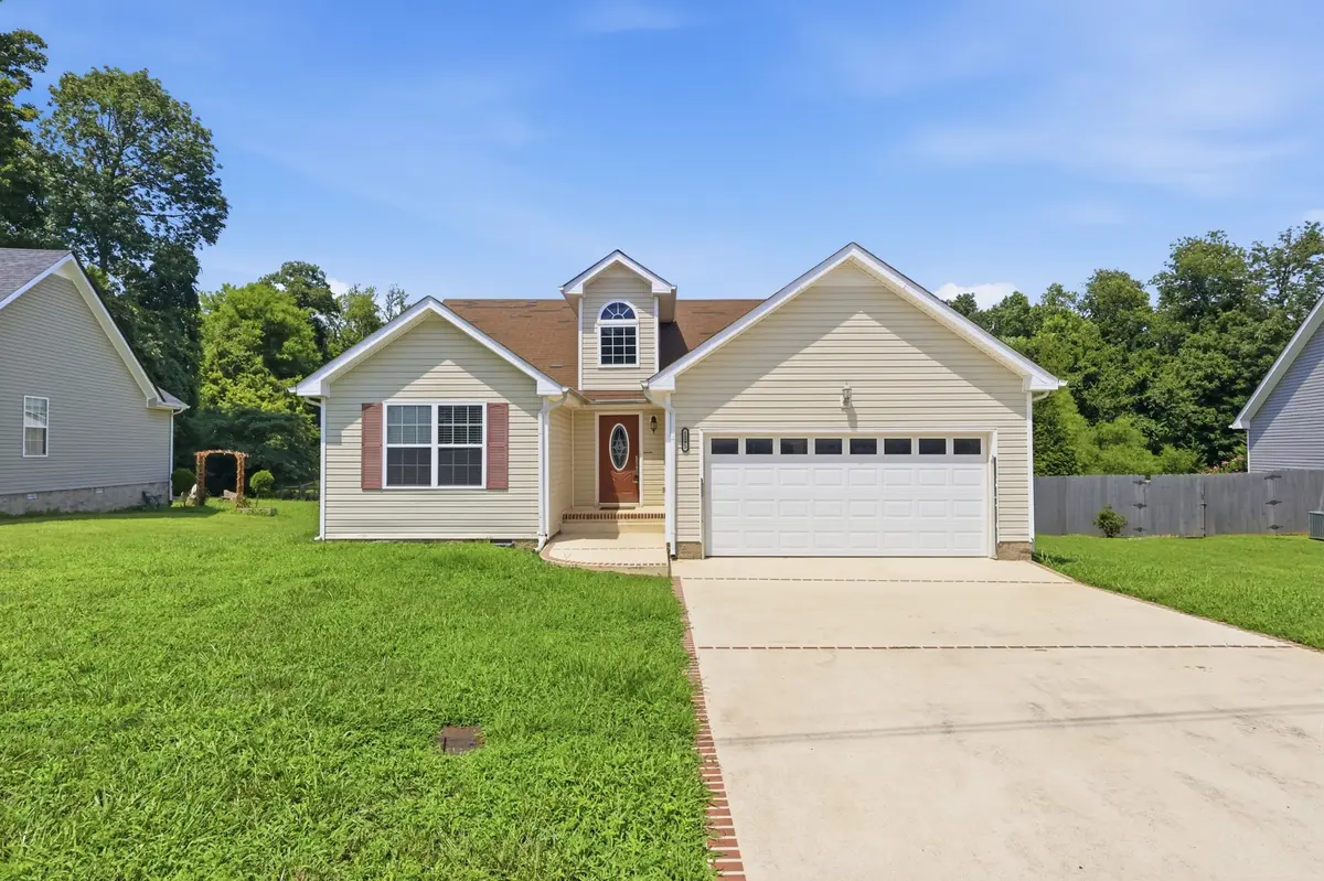1295 Keech Dr, Clarksville, TN 37042