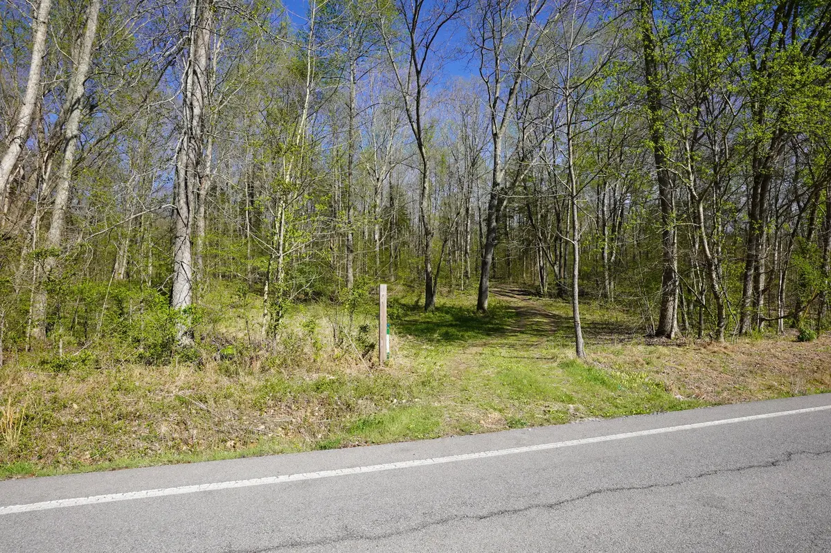 4219 Hwy 49, Tennessee Ridge, TN 37178
