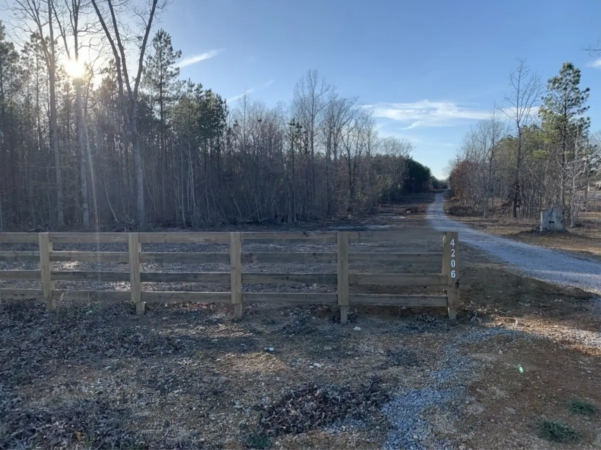 4 Summertown Hwy, Summertown, TN 38483