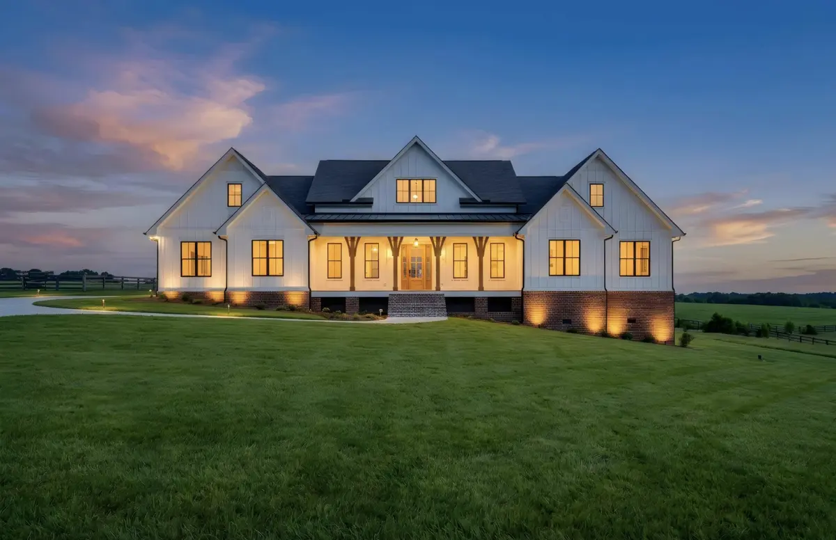 1501 Spencer Mill Rd, Burns, TN 37029