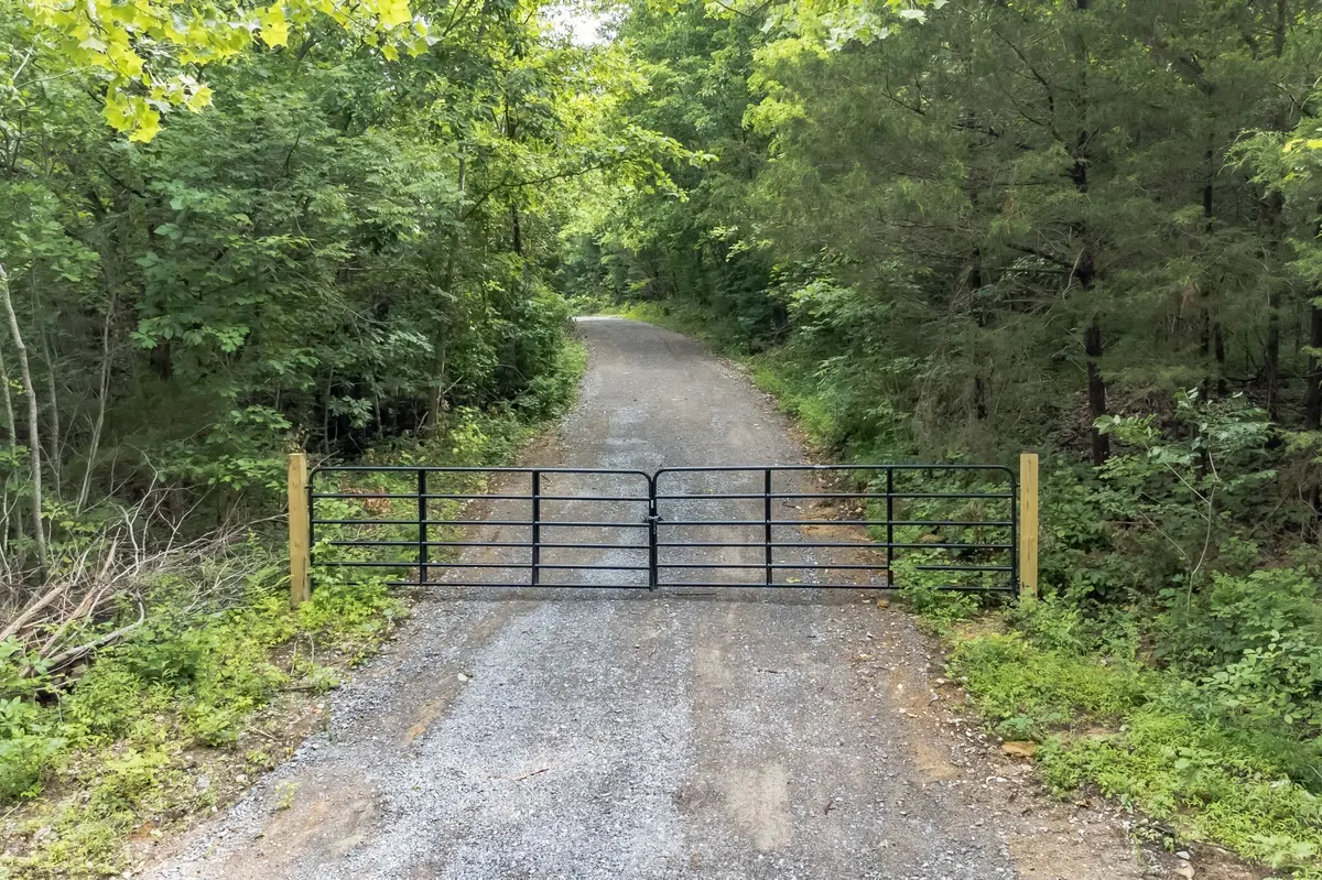 6492 Arno College Grove Rd, College Grove, TN 37046