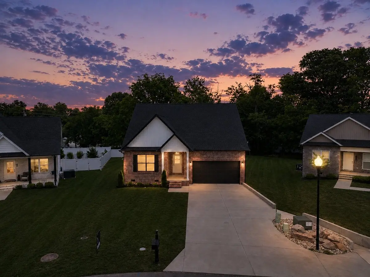 125 Beckam Way, Smithville, TN 37166