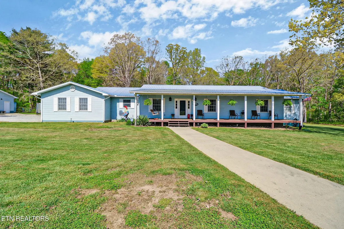 220 Old Gatewood Ford Rd, Jamestown, TN 38556