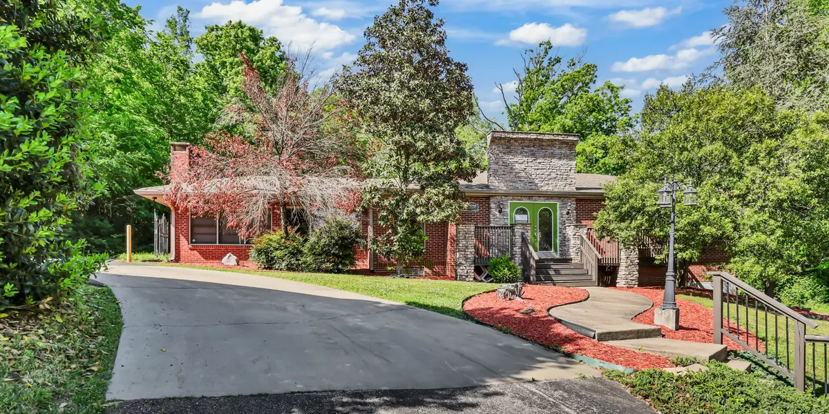 1543 Madison St, Clarksville, TN 37040