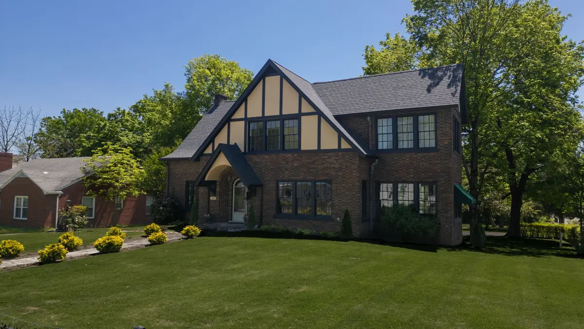 1007 Poplar St, Murray, KY 42071