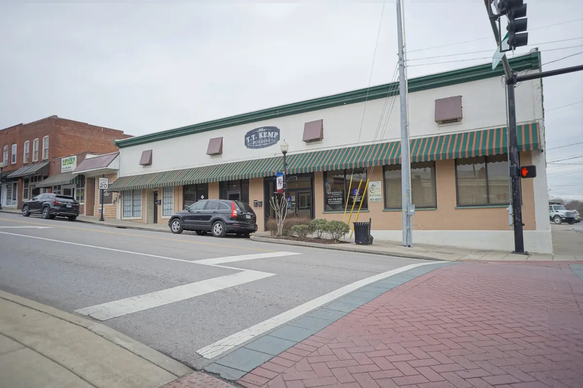 125 S Water Ave, Gallatin, TN 37066