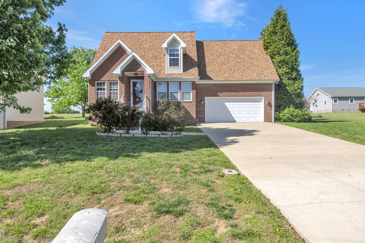 134 Marcal Dr, Cadiz, KY 42211