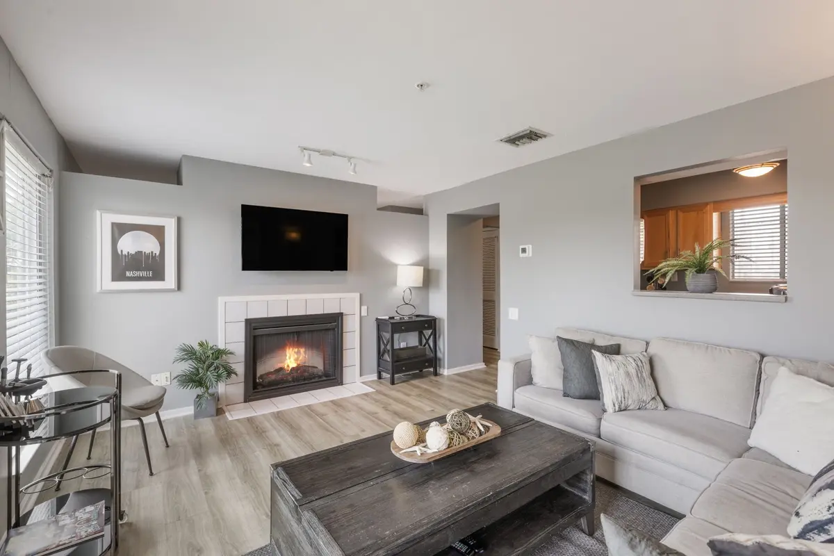 768 1st Ave #N, Nashville, TN 37201
